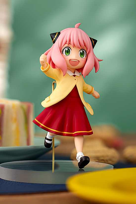 Good Smile Company POP UP PARADE Anya Forger: On an Outing Ver.